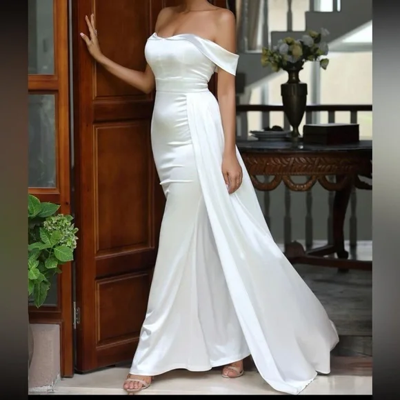 brand new wedding dress - Picture 5 of 5